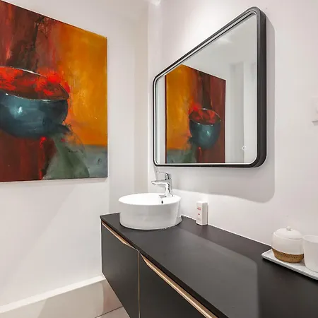 Spacious Fully Equipped 1-bedroom - Mobility Lease *