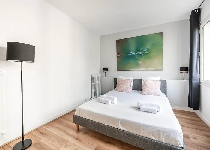 Spacious Fully Equipped 1-bedroom - Mobility Lease شقة *