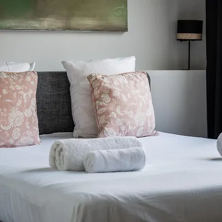 Apartman Spacious Fully Equipped 1-bedroom - Mobility Lease *